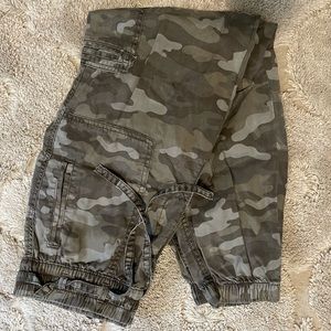 AE high waisted joggers